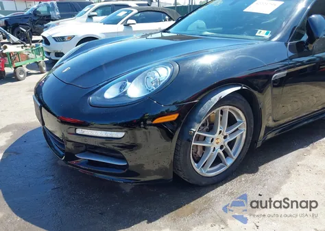 2014 Porsche Panamera 4 из США, поврежденный, VIN WP0AA2A70EL009084
